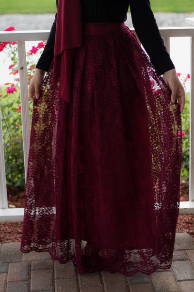 Maroon maxi skirt 2024 and lace top