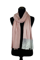 jersey hijab in seashell pink with white lace