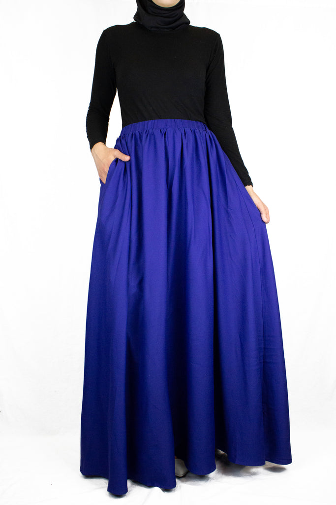 high waisted skirt in royal blue with pockets