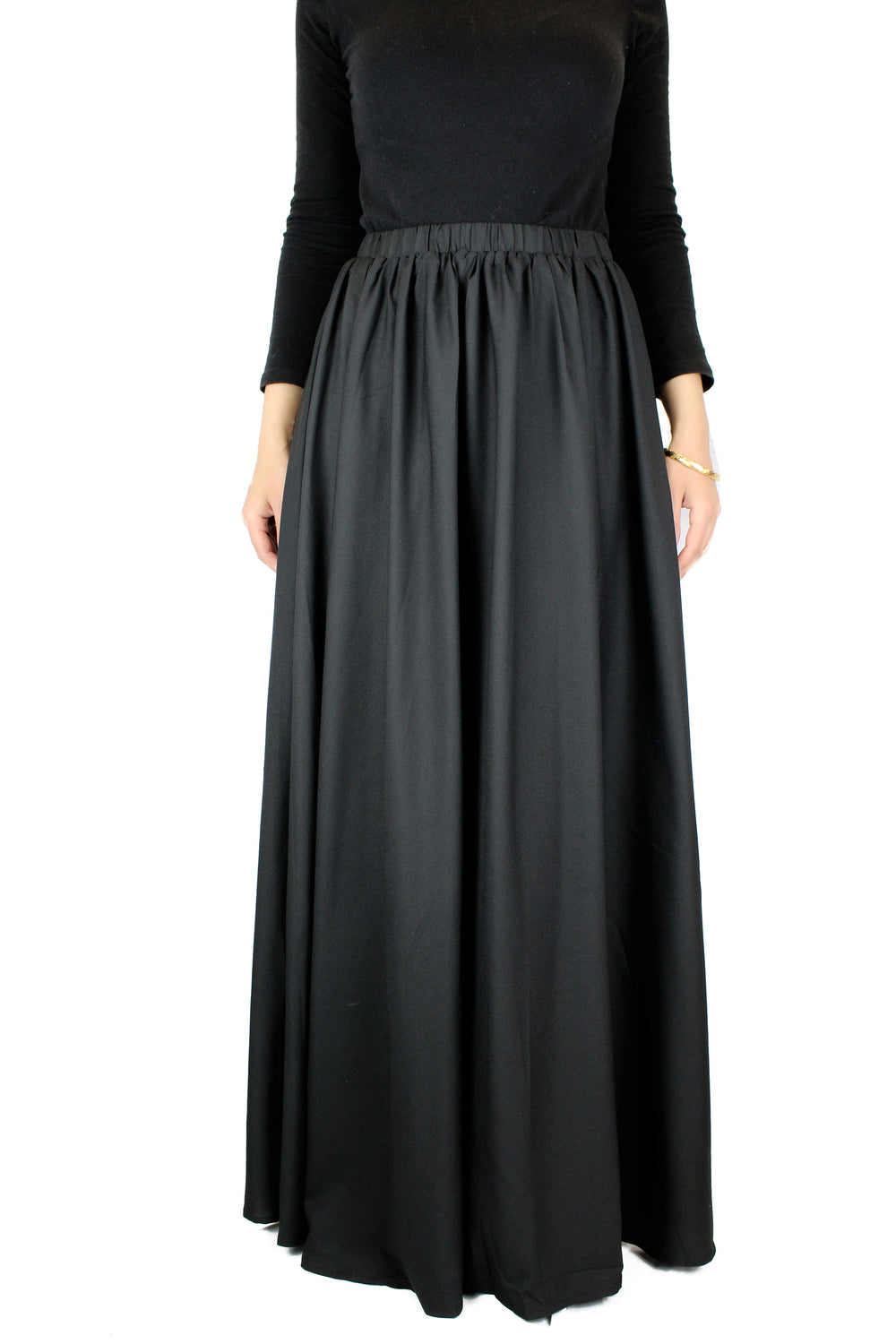 high waisted skirt in black with pockets