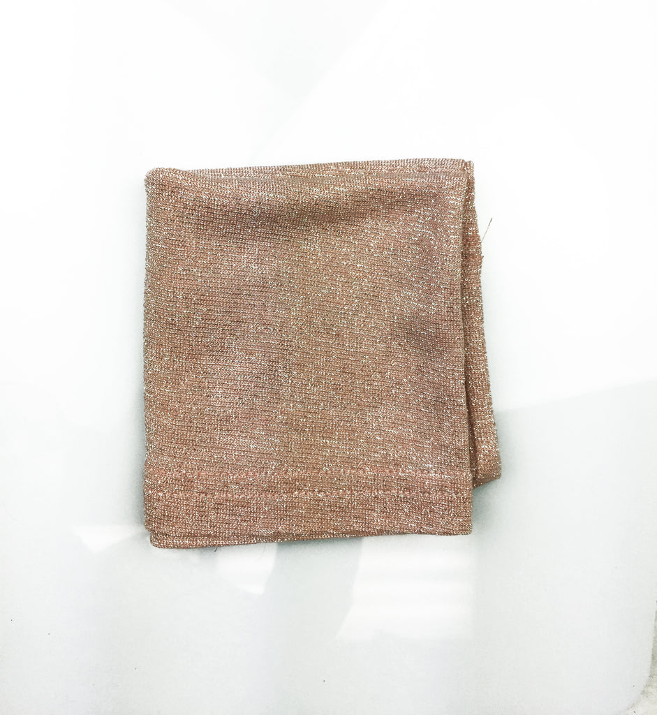 light pink shimmer undercap