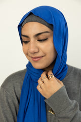 jersey hijab in royal blue