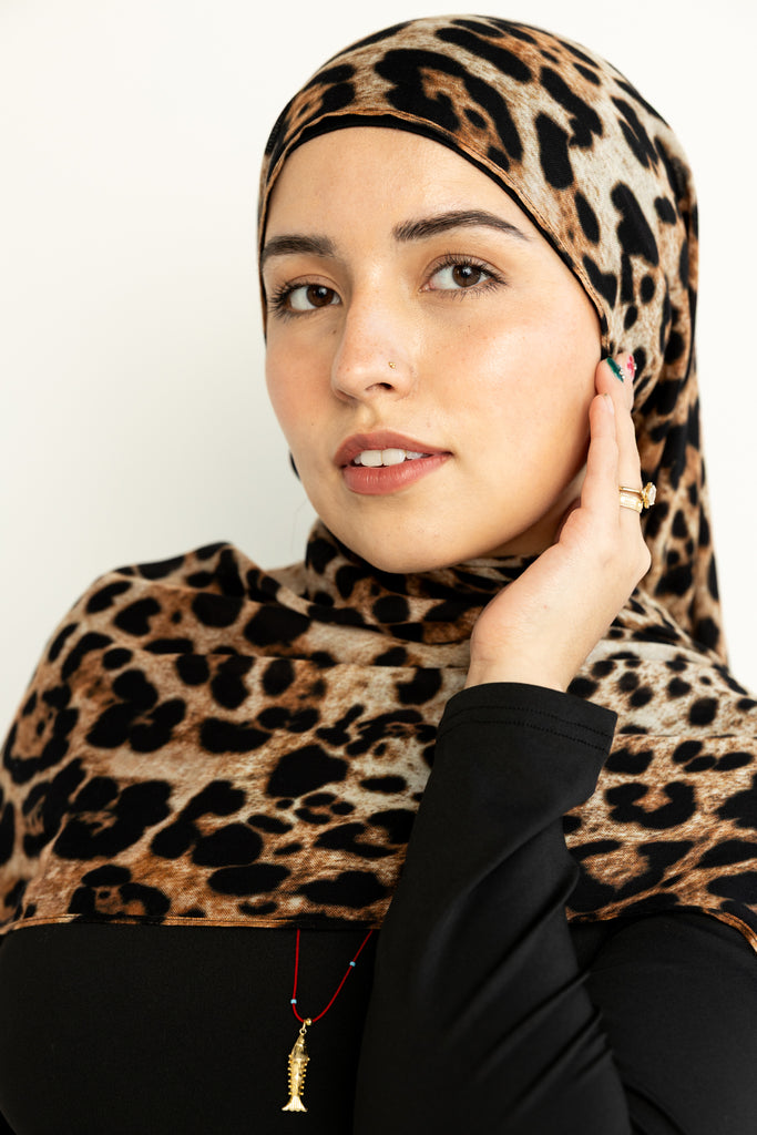 the Classic Leopard hijab modal cheetah print in standard size 