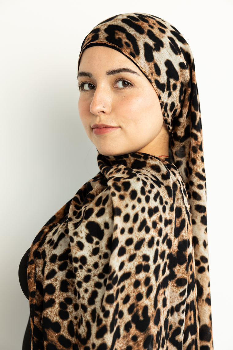 the Classic Leopard hijab modal cheetah print in standard size 