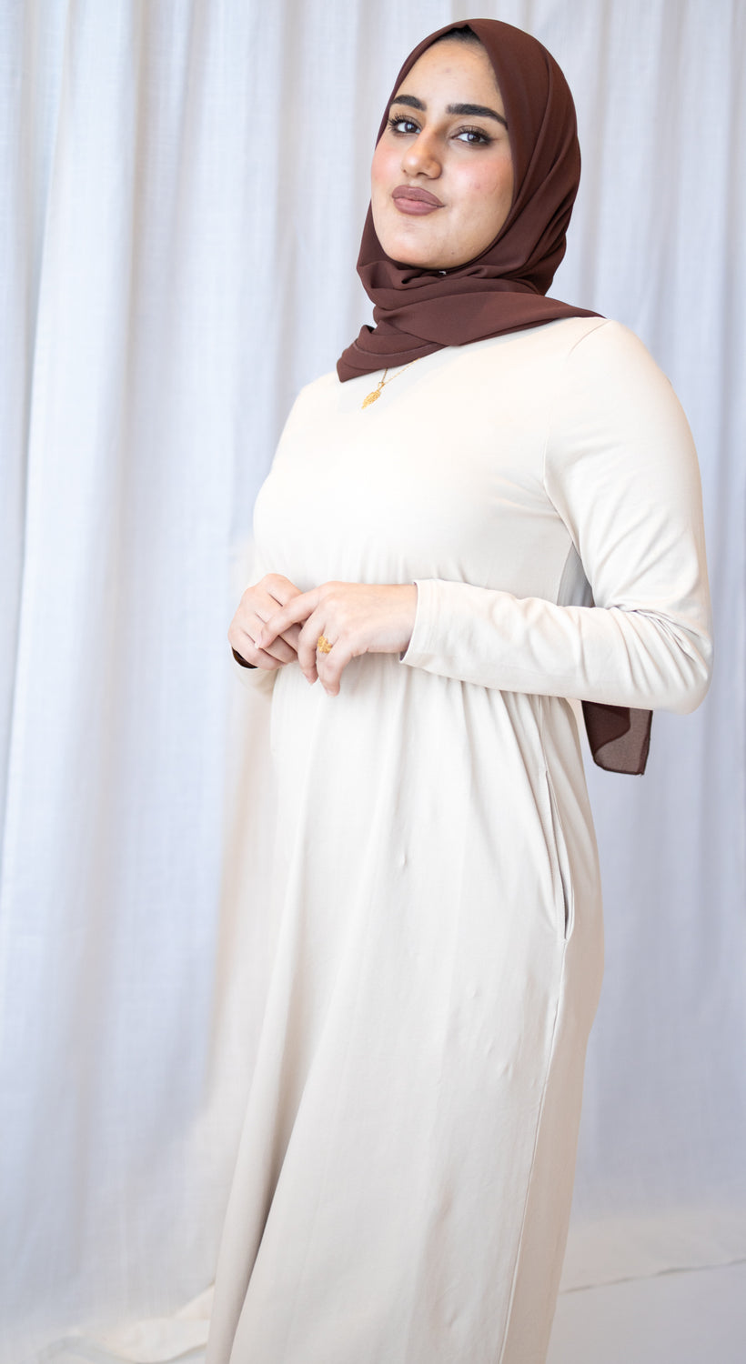 Basic Long Sleeve Maxi Dress - Vanilla Creme Bella Hijabs Basic Long Sleeve Maxi Dress - Vanilla Creme Bella Hijabs