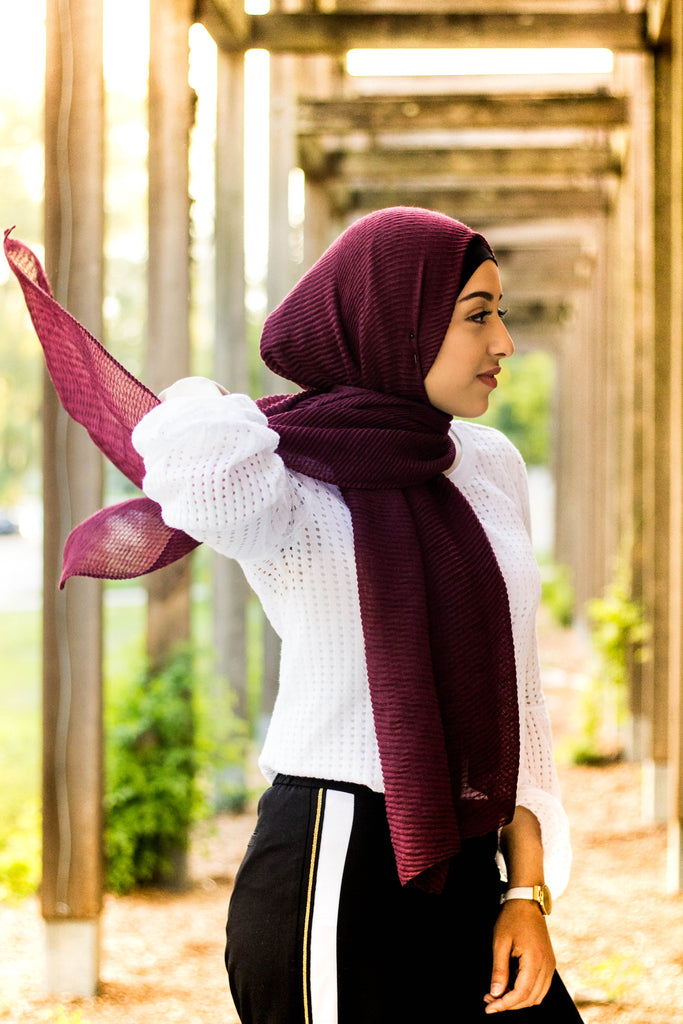 maroon viscose ridge pleated textured hijab