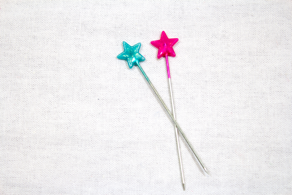 long hijab pins with stars and multiple colors