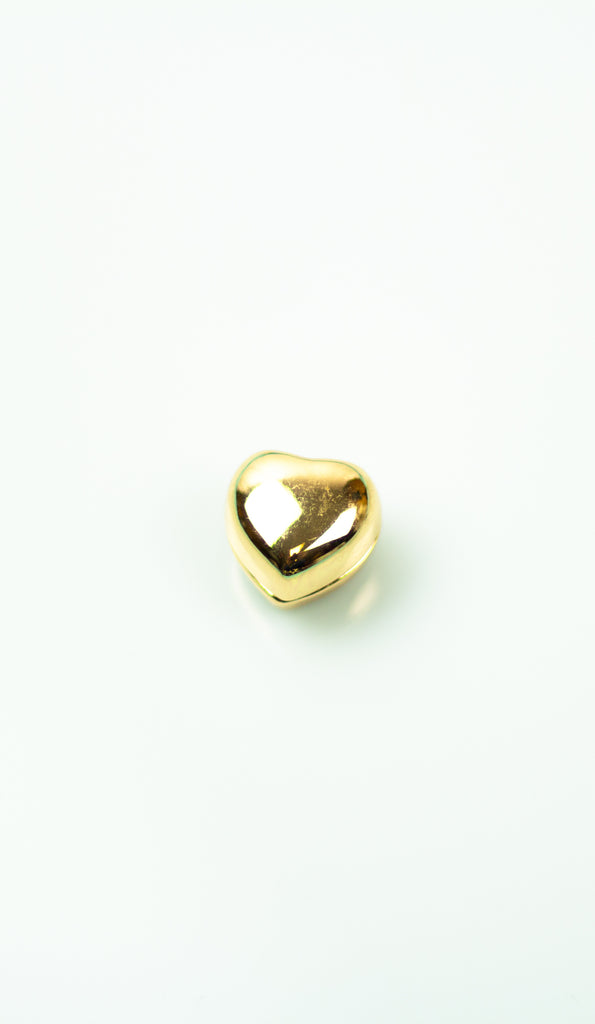 glossed heart shaped magnetic pin in gold