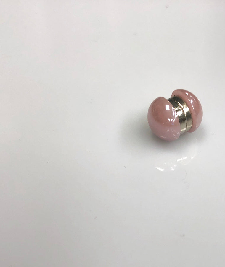 Magnetic Pin - Oyster Pink
