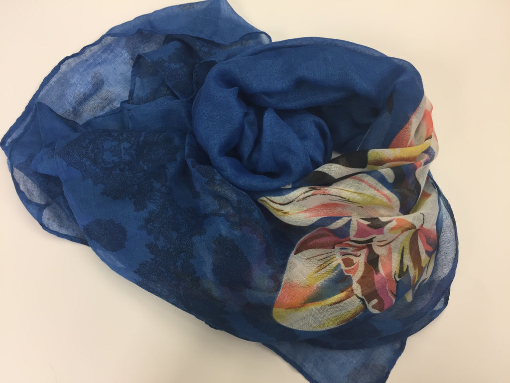 blue printed hijab with floral print